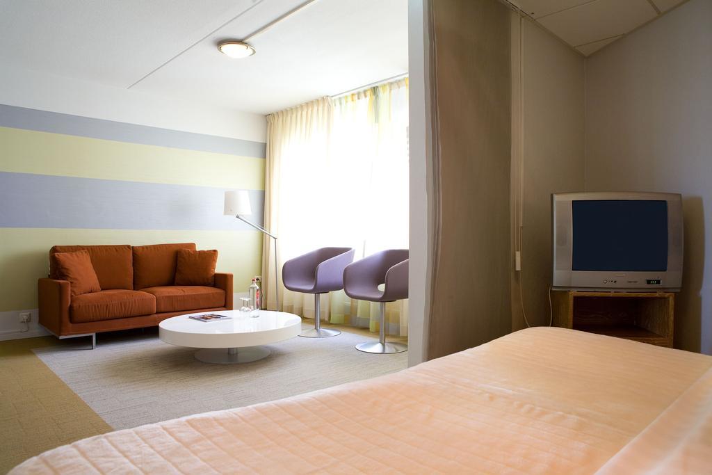 Fletcher Hotel Restaurant Carlton Naaldwijk Room photo